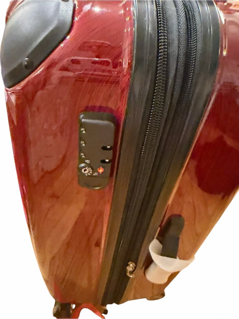 Ricardo Elite Roxbury Superlight Hardshell Spinner Maroon Luggage 29in
